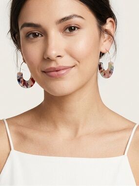 Multicolor Confetti Resin Crescent Hoop Earrings | Gold Wire Statement